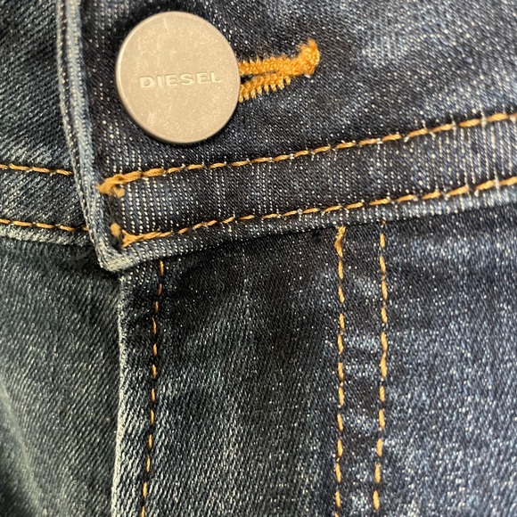 Diesel Men’s Thommer JoggJeans 31 x30 - Picture 3 of 6